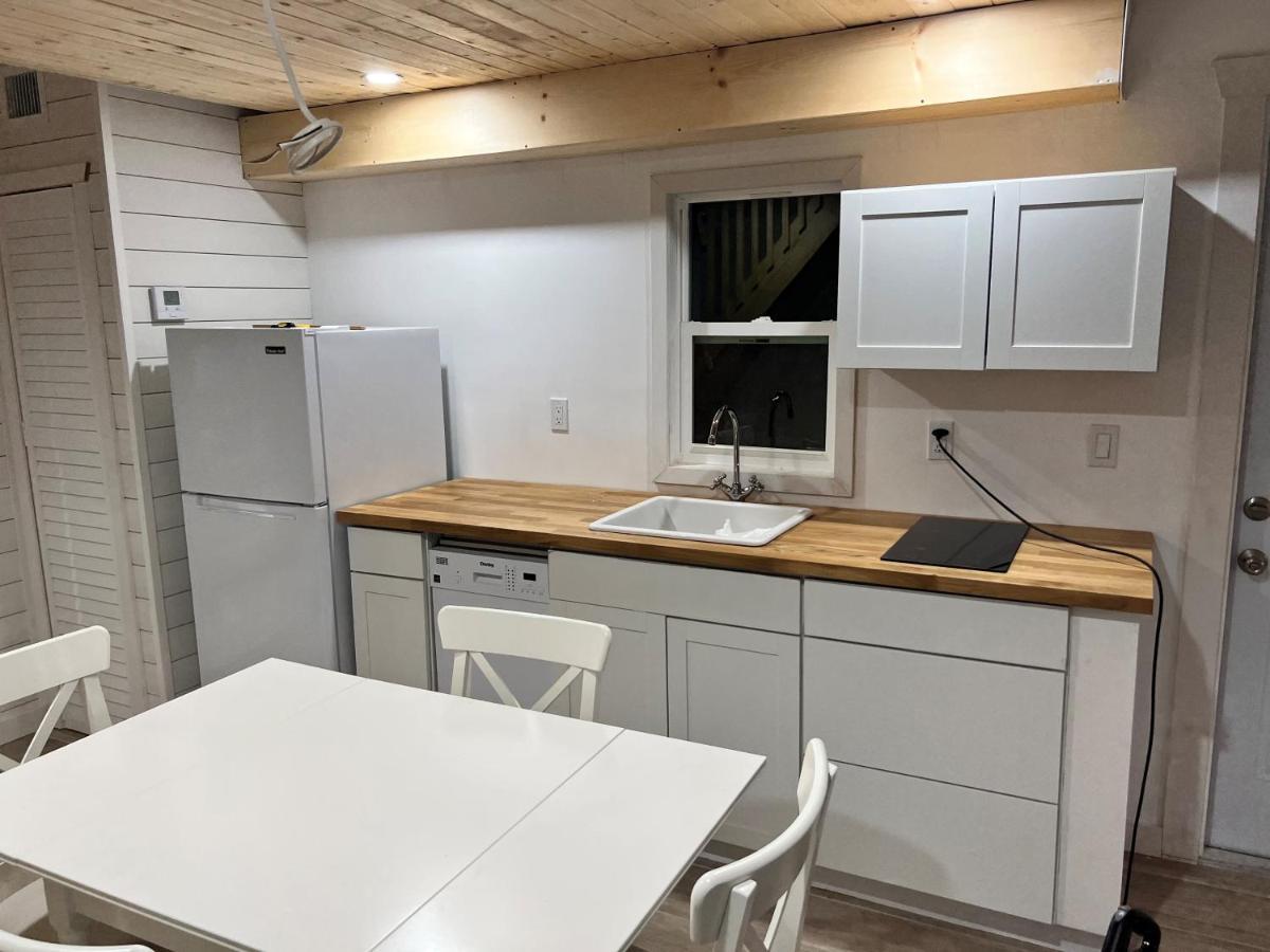 Maria'S Tiny Barn Guest House Хоумстед Екстериор снимка
