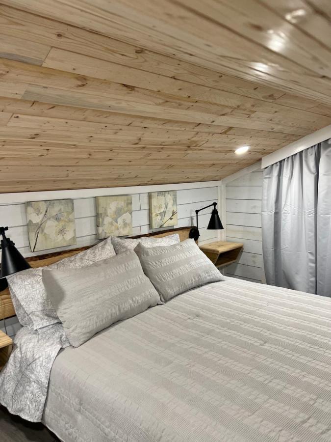 Maria'S Tiny Barn Guest House Хоумстед Екстериор снимка