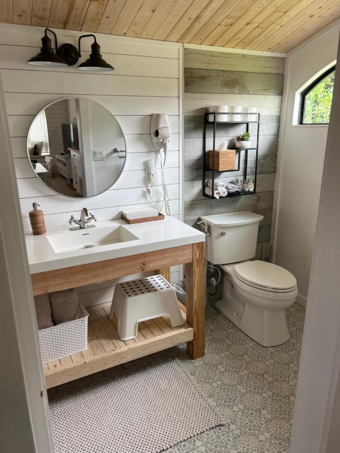 Maria'S Tiny Barn Guest House Хоумстед Екстериор снимка