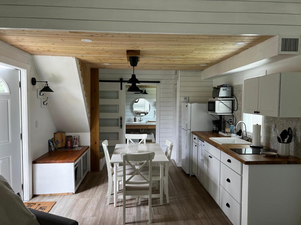 Maria'S Tiny Barn Guest House Хоумстед Екстериор снимка