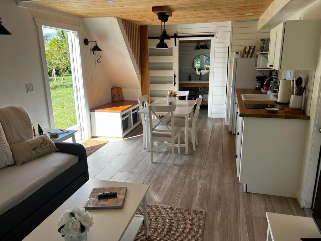 Maria'S Tiny Barn Guest House Хоумстед Екстериор снимка